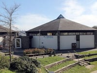 Final three bidders to run South Hams leisure centres revealed
