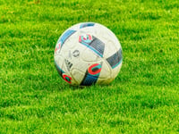 REPORT: New man Ewing at the double for Ivies