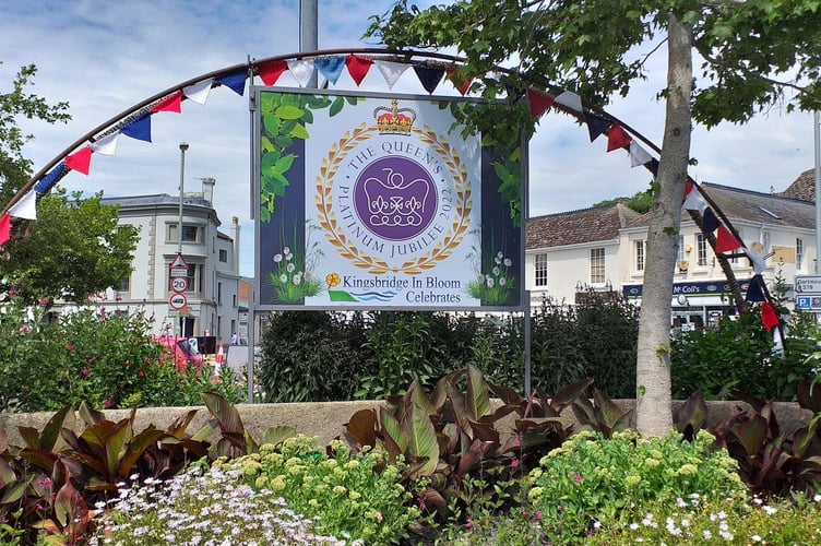 Kinsbridge in Bloom Jubilee display