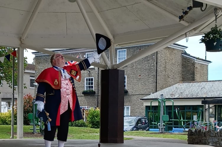 Town Crier Roger Pinder
