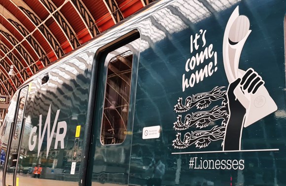 Lionesses liveried train