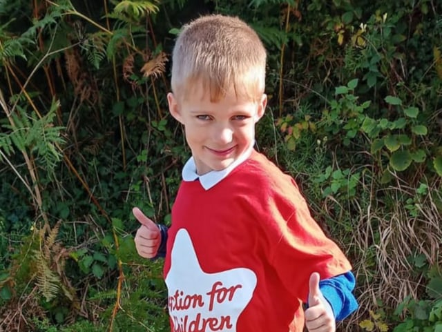 Ioan walks to help other children