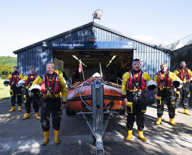 Dart RNLI puts out its own call for help