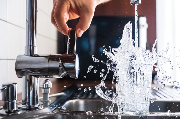Water tap