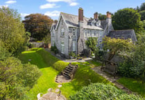 Victorian farmer's home for sale has SEVEN bedrooms 