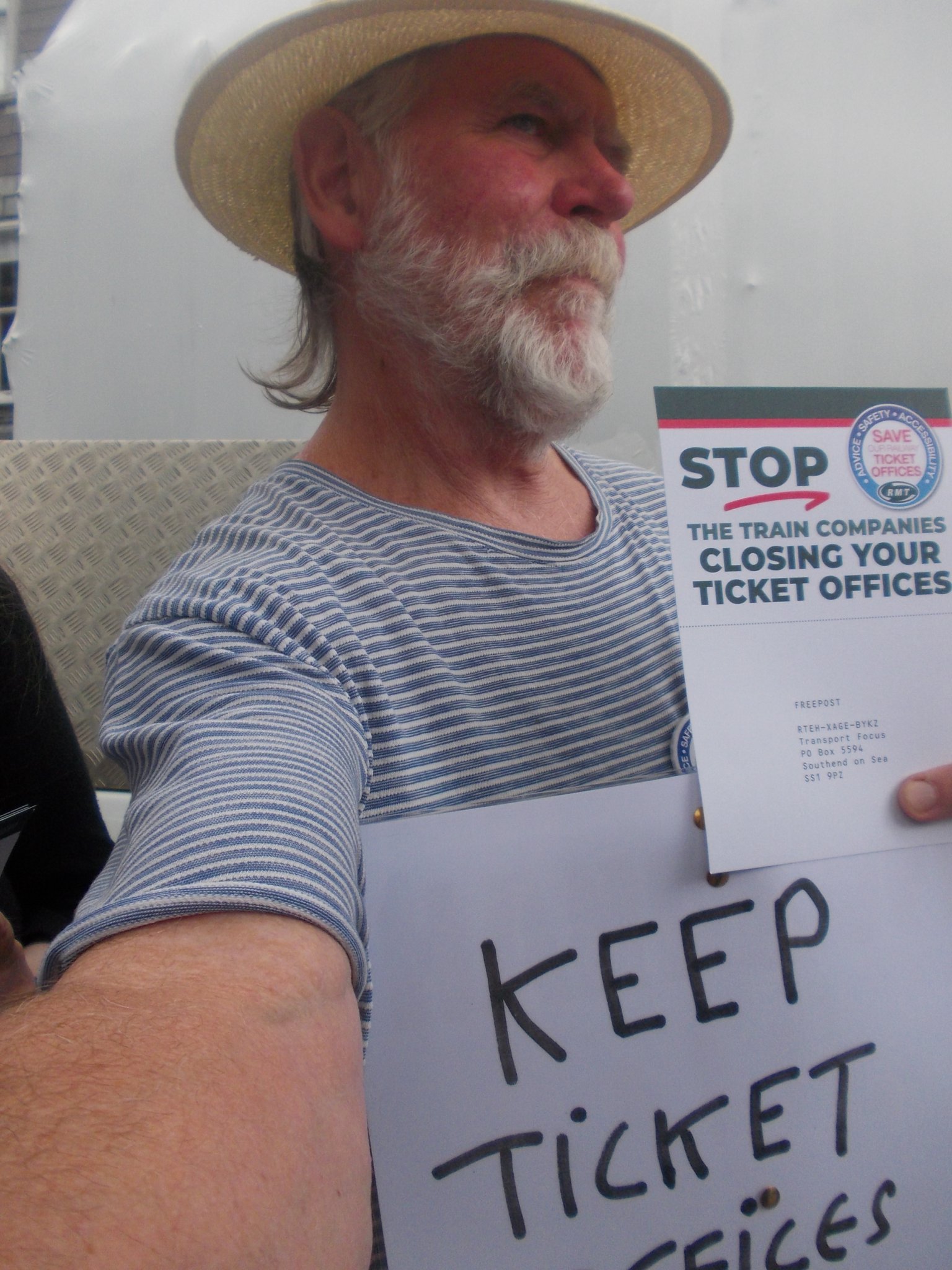 Residents oppose ticket office closure