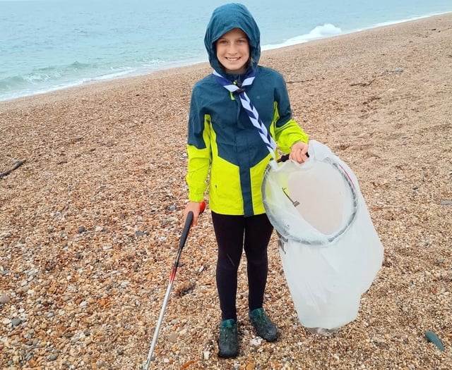 Volunteers compete to clean up Slapton