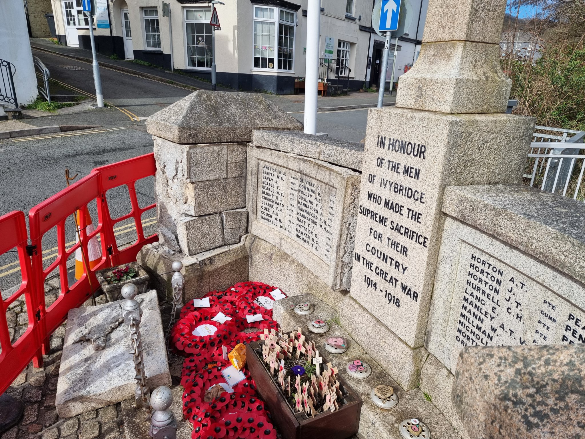 War memorial is left unrepaired