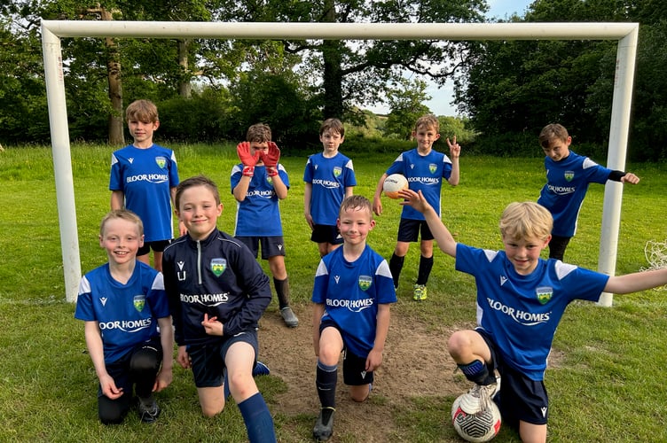 Qualifiers – Manstow U8s look smart in their new kit sponsored by Bloor Homes