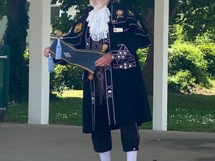 "Oyez, oyez, oyez 