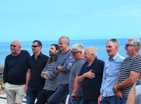 Cornish buoy band cross the border for Devon folk festival