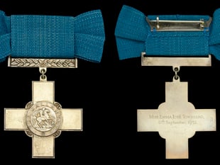 Woman's gallantry medal sold almost century after brave act