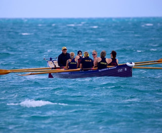 Great results for Yealm mens and ladies pilot gig teams in Bermuda