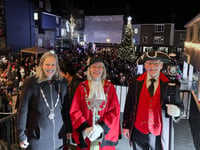 Free family fun at the Totnes Christmas lights switch- on event 