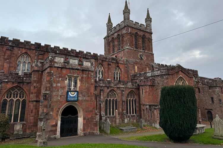 Crediton Parish Church.  AQ 7942