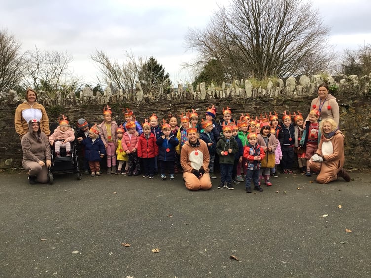 Group shot of the Reindeer Run