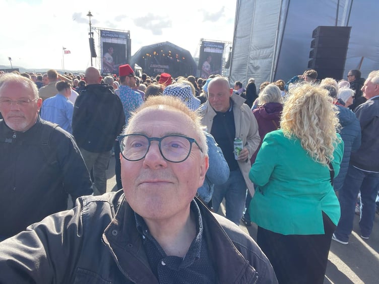 tudor_at_summer_sessions LDRS