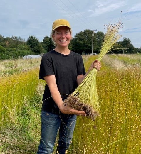 Totnes community revives flax growing