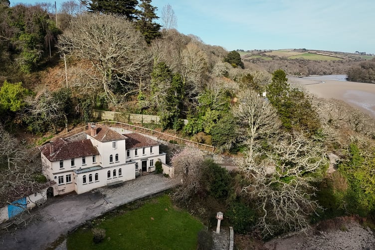 A stunning home with links to Daniel Defoe and the real-life Robinson Crusoe has been put up for sale - for more than £3M. Photo released March 21 2025. Villa Crusoe was built in the early 1920s by the wealthy Wade family from Bristol who hosted a range of distinguished guests. On one occasion they are said to have entertained Daniel Defoe as he met a gentlemen there called Alexander Selkirk, who told the author of his epic adventures. This is widely believed to have inspired the story of Robinson Crusoe, that went on to become of one the most beloved books in literary history.