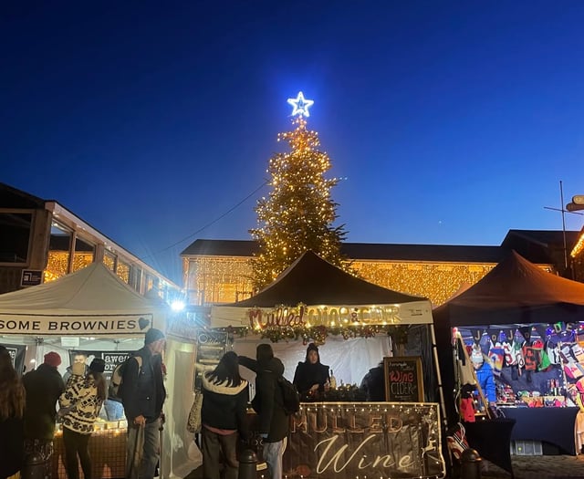 Time to book a stall for Totnes Christmas Markets 