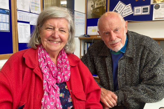 Dartmouth residents demand action on collapsed Warfleet Road wall