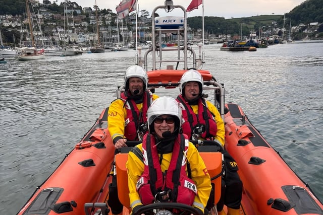 Dart RNLI station hosts chief for training visit