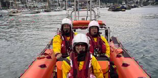 Dart RNLI station hosts chief for training visit
