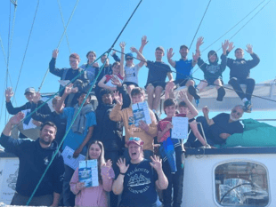 Dartmouth students shine in sailing voyage