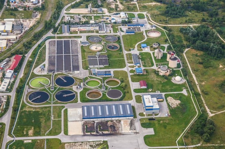 treatment plant wastewater - Image by Michal Jarmoluk from Pixabay
