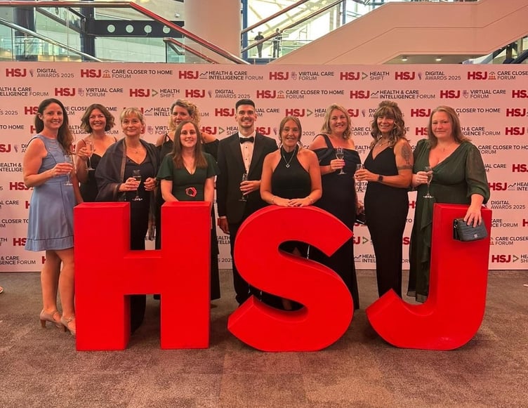 University Hospital Plymouth win prestigious HSJ award for mobile x-ray service.