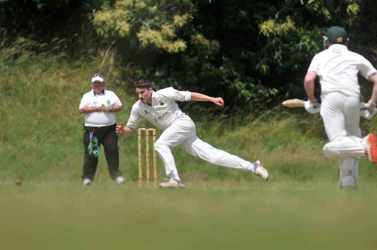 Devon Cricket League C Division West.  Teignmouth & Shaldon 1st XI  versus Cornwood 2nd XI . Cornwood  bowler Ethan Carlisle

A 73 run win for Teignmouth and Shaldon at the Hazeldown Oval. The home side won the toss made 259 all out after 44.2 overs. Cornwood responded after tea with 186 all out after 36.5 overs

