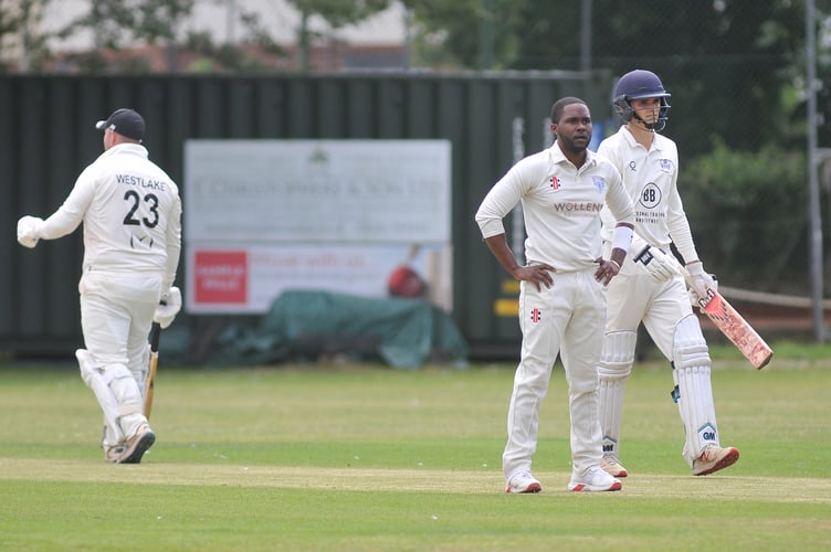 Devon Cricket League C Division West.  South Devon versus Kingsbridge. Kingsbridge openers James Westlake and Freddie Ford both exasperated South Devon bowler Mali Marshall's best efforts

A good day away from home for Kingsbridge who put on a cracking 339 for 3 after 45 overs with openers James Westlake and Freddie Ford both scoring centuries. South Devon's response after tea was 126 all out after 29.2 overs iving the visitors a 213 run win
