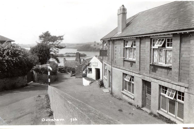 Red Lion Inn, Dittisham, with River Dart in background and small store next to Inn c1950