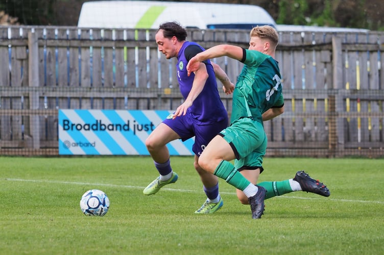 Ivybridge Town vs Sidmouth Town AFC FA Cup action.
