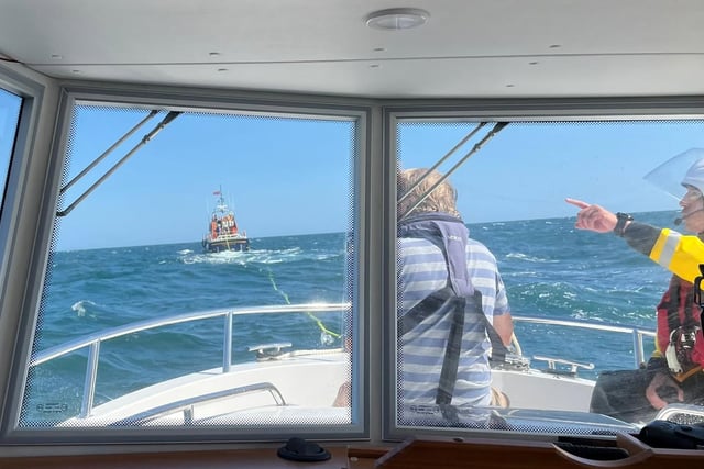 Lifeboats rescue powerboat near Hope Cove
