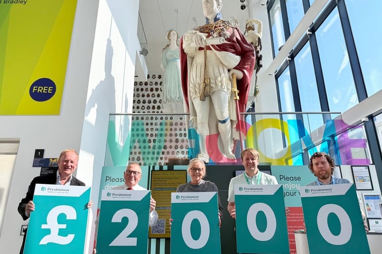 Persimmon’s Donate £2000 to The Box Museum