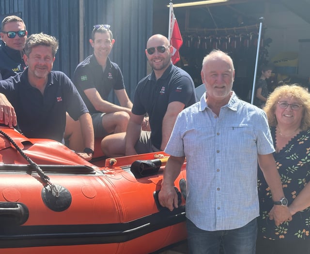 Man visits Dart RNLI to thank them for rescue