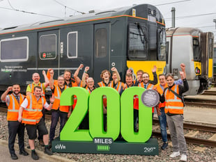 Record battery train revolutionises Southwest