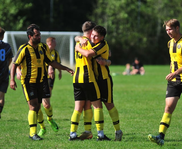 Beesands make winning start in new division