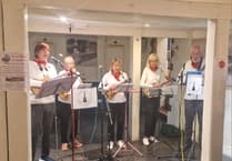 Ukulele group wins audience hearts at Fringe Fest
