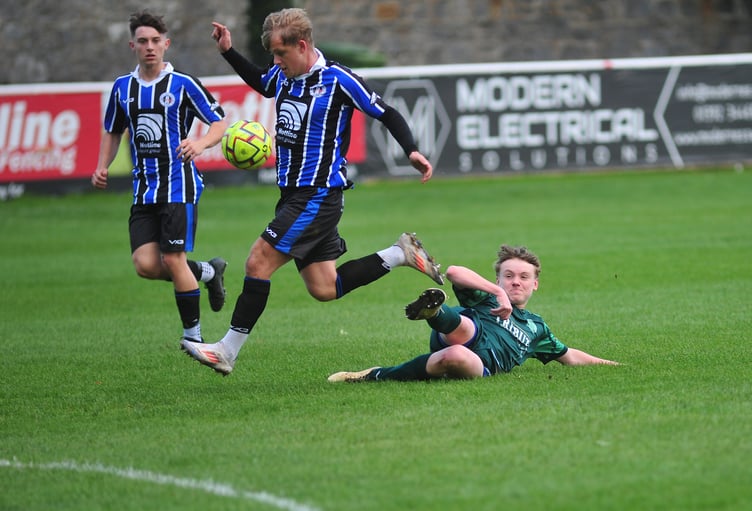South Devon Football League Premier Division. Match action from Newton Abbot Spurs 2nds versus Buckfastleigh Rangers. A good day at the Rec for Spurs who romped home with a 8-0 win.