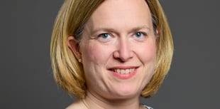 Plymouth MP Rebecca Smith keeps council seat amid resignation motion