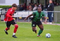 “Devastating” Ogwu steers Ivybridge Town to victory over Bradford Town