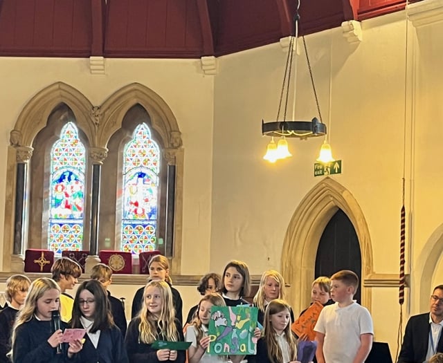 Harbertonford Primary School Harvest Festival supports food bank