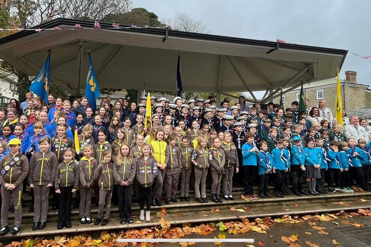 Guiding and Scouting groups at Kingsbridge Remembrance Sunday Service.