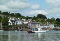 Dittisham Regatta new Competition to honour late poet