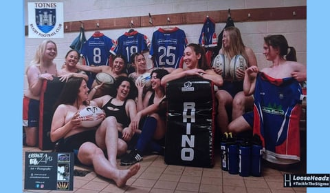 Bluebirds bare all in "tasteful" nude calendar