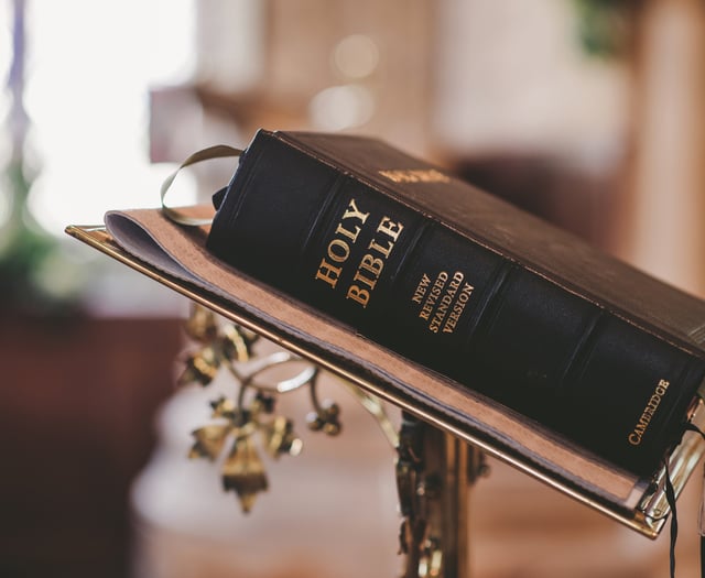 Christian Comment by Suzy Andrews 