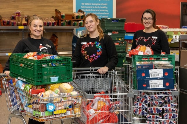 Aldi aids Devon foodbanks: Almost 45,000 Christmas meals donated