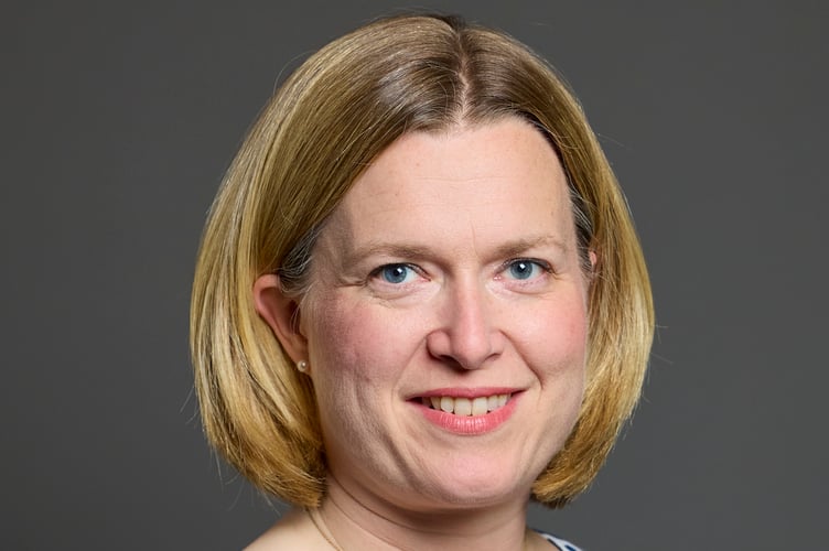 Rebecca Smith MP challenges Stagecoach SW on bus services in W Devon.